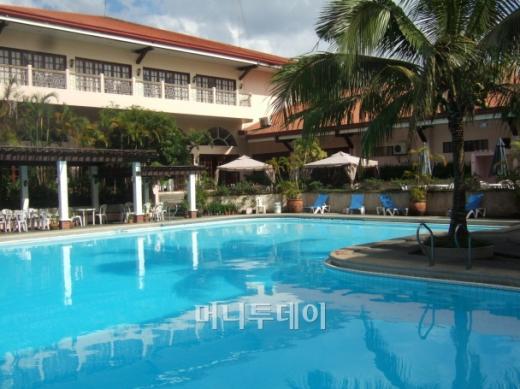 ▲로얄타가이타이 클럽