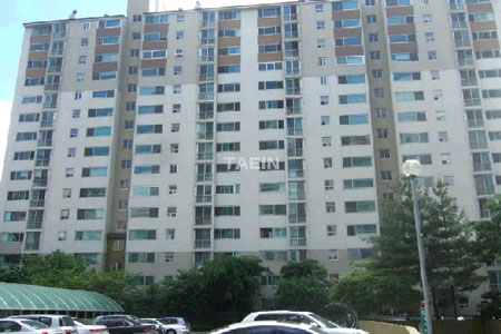 ↑ 감정가 8억원의 49%인 3억9200만원부터 입찰을 시작하는 연수구 송도동 금호어울림 아파트 ⓒ디지털태인