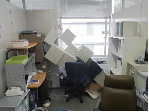 ▲지진 발생 후 코트라 도쿄지사 내부 모습