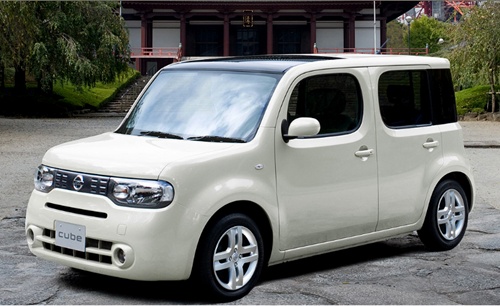 ↑닛산 '큐브'