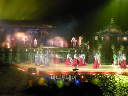 ▲당 현종과 양귀비의 사랑이야기가 담긴 역사 뮤지컬 장헌가