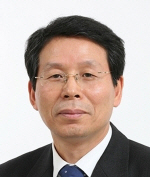 ↑동아건설 이보근 대표