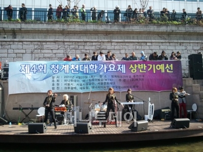 ↑신인답지 않게 노련한 댄스 안무 연주를 보여준 걸그룹 LA.G