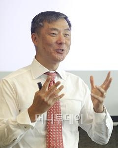 ↑에드워드 방 자산배분전략 상무