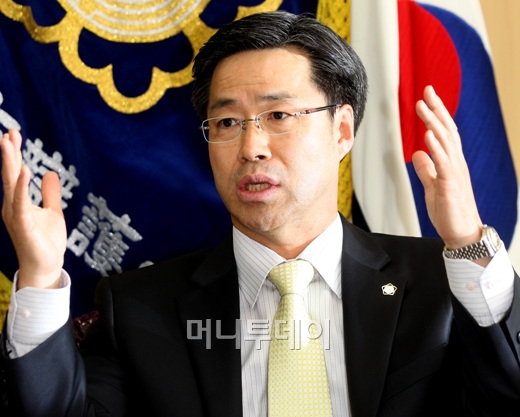 ↑오욱환 서울지방변호사협회 회장 ⓒ사진=홍봉진 기자 honggga@