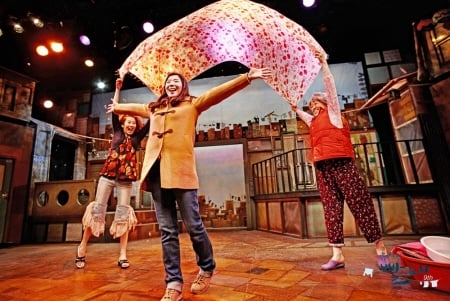 ↑창작뮤지컬 '빨래'의 한 장면. ⓒ명랑씨어터 수박