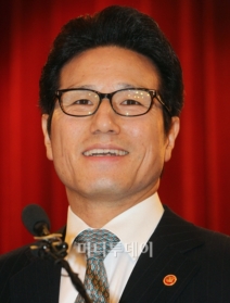 ↑ 정병국 문화체육관광부 장관
