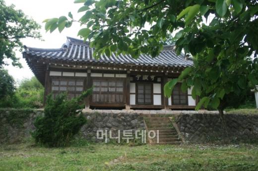 ▲선비들이 노래와 춤을 연습했던 기오정