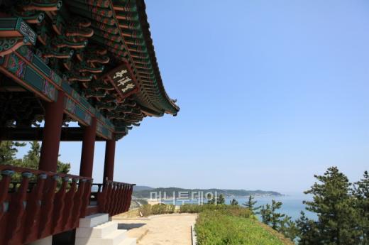 '지하금강'이라 불리는 성류굴