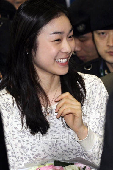 김연아가 7일 자신의 트위터에 평창의 2018년 동계올림픽 개최지 선정에 대한 소감을 밝혔다.