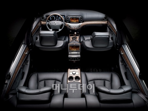 ↑뉴 체어맨W의 실내