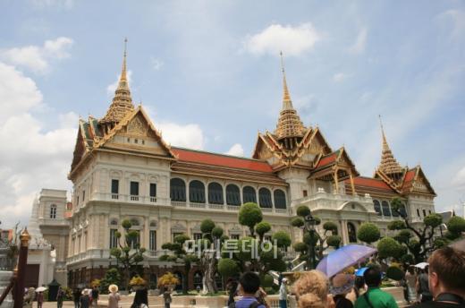 ▲왕궁의 휘황한 모습