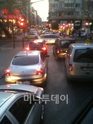 ↑ 터키 이스탄불 항구 전경.