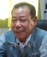 ↑한종규 '앙가모스' 석탄화력발전소 현장소장