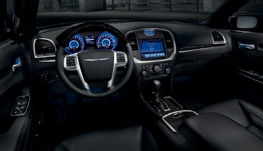 크라이슬러 '뉴 300C' 내부