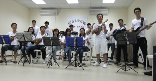 ↑SK건설 UAE 루와이스 현장의 직장인 밴드 CALTOS 멤버들.