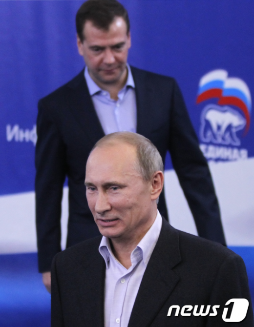 드미트리 메드베데프 러시아 대통령(위)과 블라디미르 푸틴 러시아 총리. AFP=News1