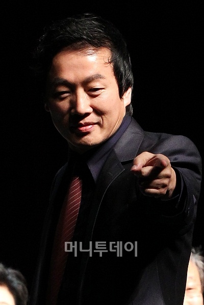 ↑나꼼수로 폭발적 인기를 누리고 있는 정봉주 전 국회의원