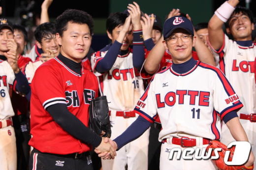 군산월명야구장에서 촬영된 영화 '퍼펙트게임'. News1