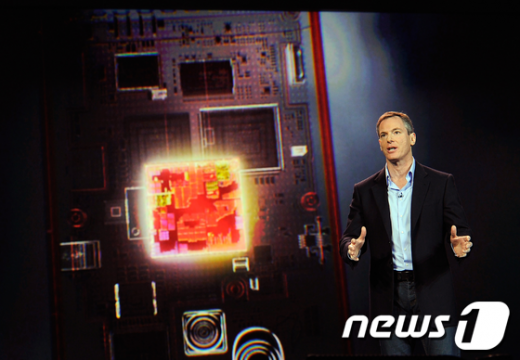 폴 제이콥스 퀄컴 회장  AFP=News1