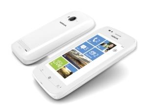 ↑망고폰 '노키아 루미아 710'.