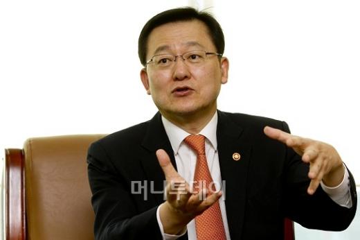 ↑ 홍석우 지식경제부 장관ⓒ이기범 기자