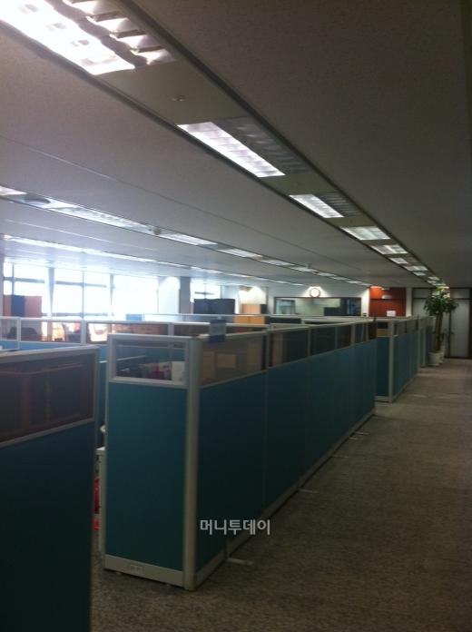 ▲휴스틸 본사 내부 안내판