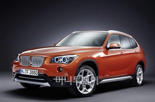 ↑2013년형 BMW X1