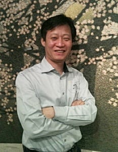 ↑ '사랑합니다' 80.3x116.7cm, 캔버스에 유채, 2012