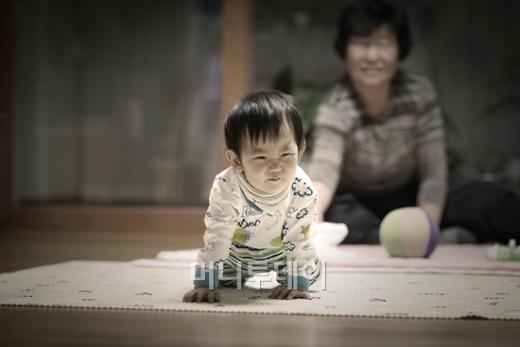 ↑아이들 눈동자는 순수함이 담겨있다. 눈동자 컷 자체가 좋은 소재가 될 수 있다.