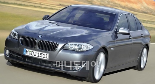 ↑BMW 520d