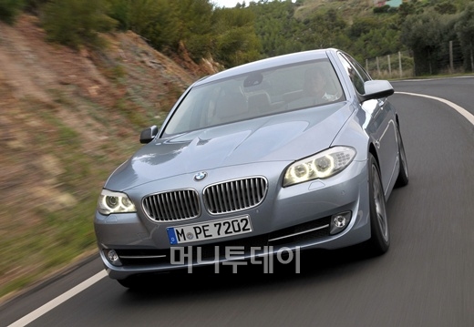 ↑뉴 M5