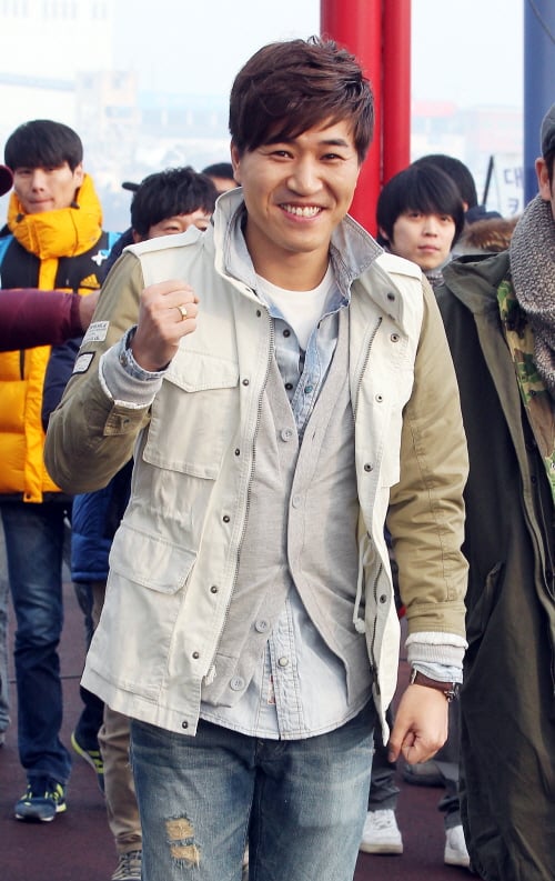 연하의 모델과 열애중인 혼성그룹 코요테 멤버 김종민 ⓒ스타뉴스