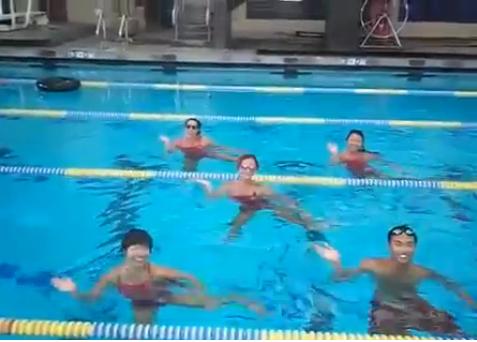 ▲엘몬트시 당국 수영안전요원들이 만든 '안전요원 스타일' (ⓒ유튜브 동영상 캡쳐)