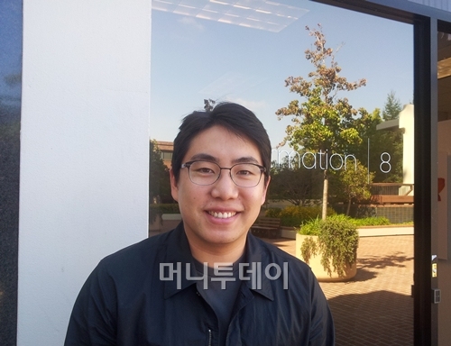 구자홍 LS그룹 회장의 외아들인 구본웅 포메이션8 대표. 그는 "지금과 같은 대기업구조는 깨질 수밖에 없다"며 "벤처와 손잡을 줄 아는 대기업만이 살아남을 것"이라고 말했다. 사진/캘리포니아 팔로알토=유병률기자