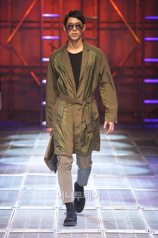 ▲디자이너 이주영 '레쥬렉션(Resurrection by juyoung)'