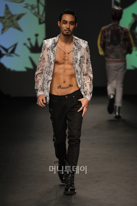 ⓒ디자이너 송혜명 도미닉스웨이(Dominic's way)