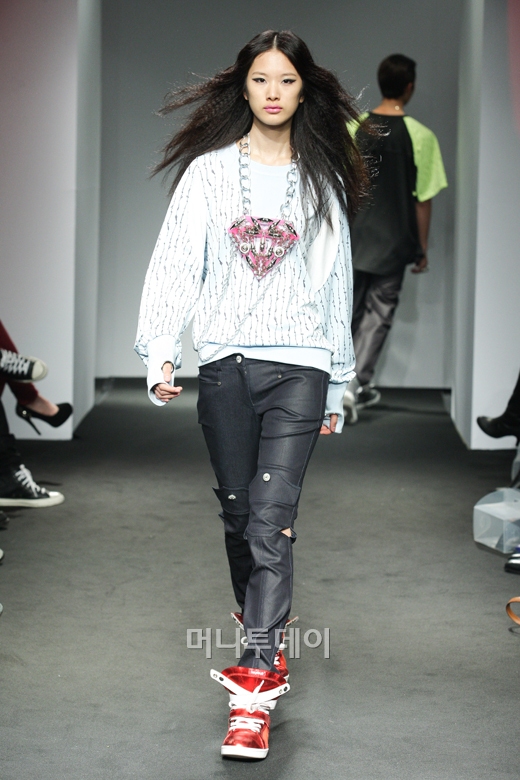 ⓒ디자이너 황재근 제쿤옴므(ZE QUUN homme)