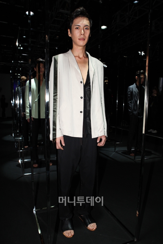 ⓒ디자이너 신재희 재희 신(Jehee sheen)