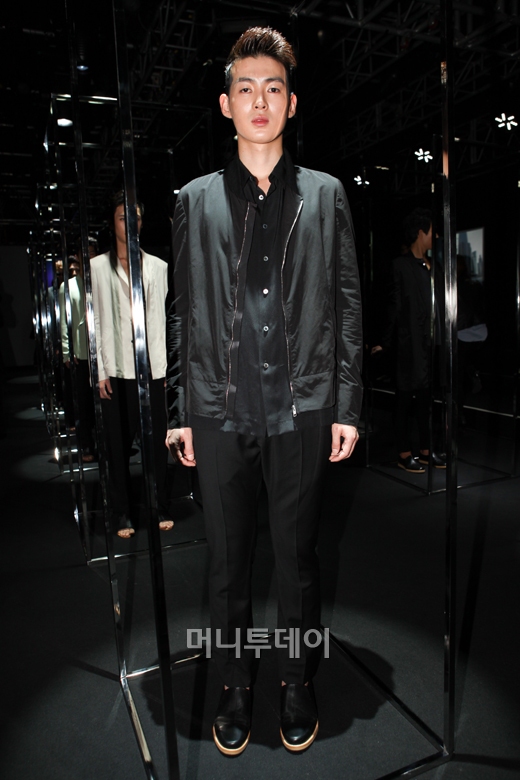 ⓒ디자이너 신재희 재희 신(Jehee sheen)