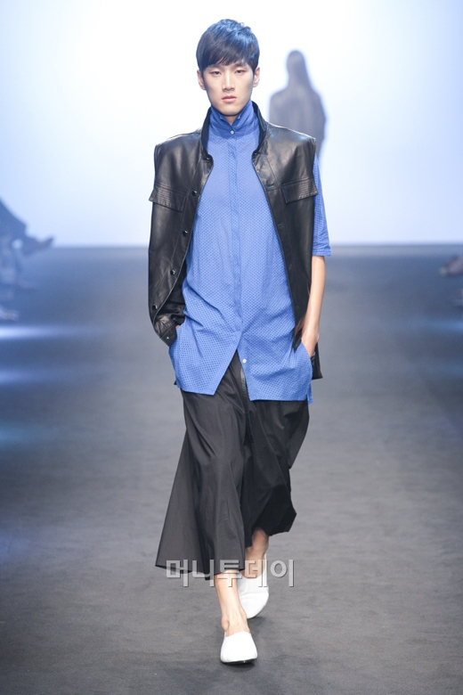 ⓒ디자이너 박춘무 데무(Demoo)