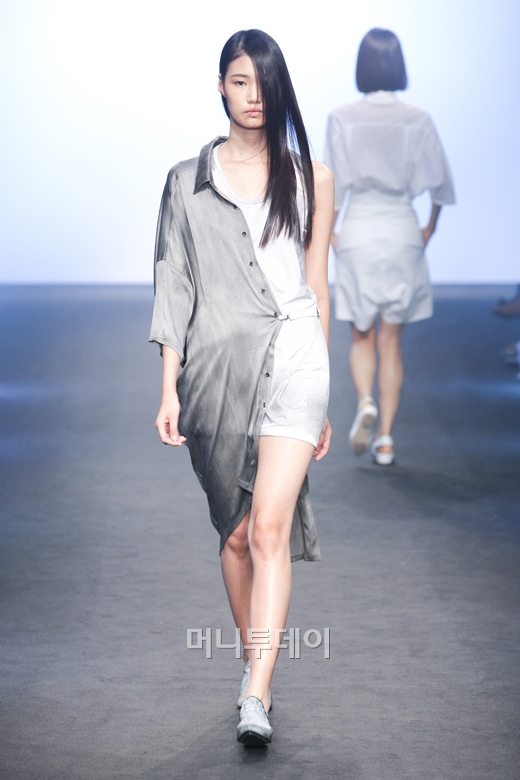 ⓒ디자이너 박춘무 데무(Demoo)