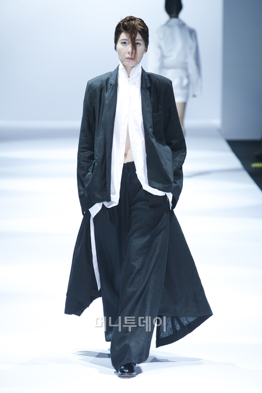 ⓒ디자이너 문영희 '반셉트플로어(Moonyounghee Vanseptfloor)