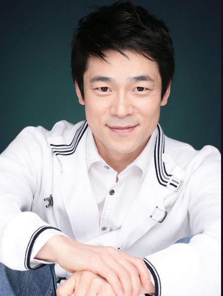 오는 12월 2일 결혼식을 올리는 배우 이승준 <사진출처=휴메인엔터테인먼트>