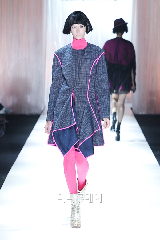 ⓒ디자이너 박윤정 박윤정(Vack Yuunzung)