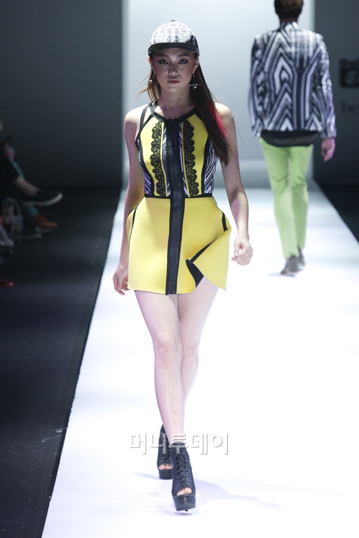 ⓒ디자이너 곽현주 곽현주컬렉션(KWAK HYUN JOO collection)