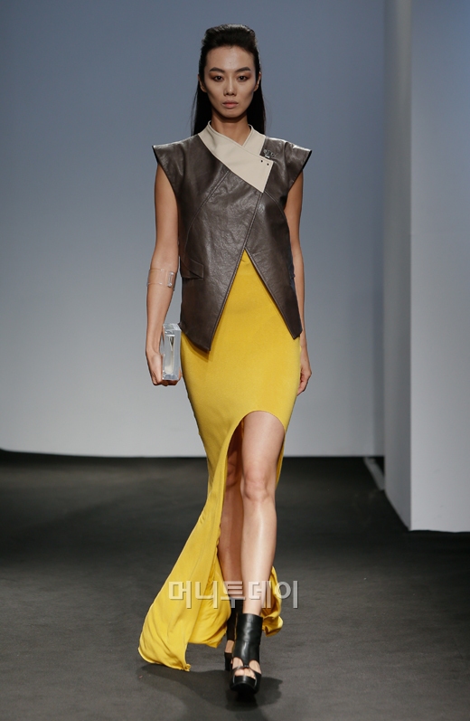 ⓒ디자이너 김홍범 크레스에딤(CRES.E.DIM)