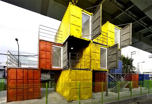 서울 영등포구 쪽방촌 리모델링 사업장 내 임시거주시설에 거주중인 한 주민과 이야기를 나누고 있는 박원순 시장 @이재윤 기자