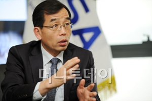 ↑이기주 KISA 원장.