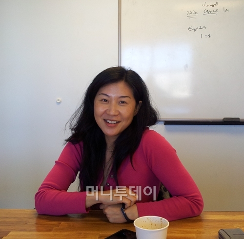 조이스 김은 "책이 인류역사를 바꾸었듯이 인터넷이 세상을 바꿀 것"이라고 말했다. 단, 전제는 말 할 수 있는 자유, 만들수 있는 자유가 완벽하게 주어져야 한다는 것.